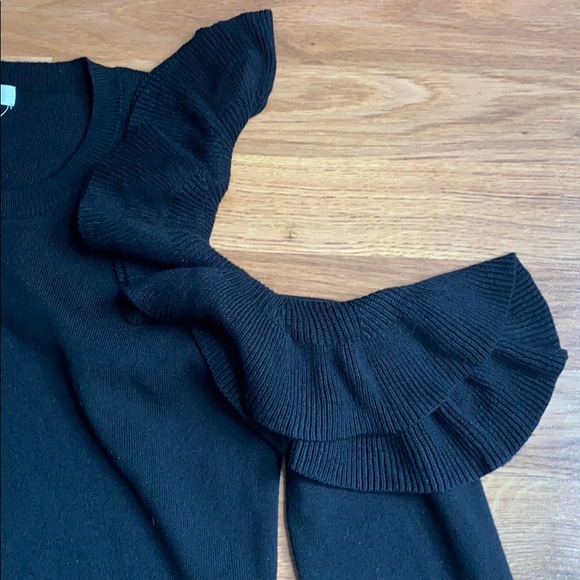 Max Studio women’s cold shoulder black sweater size L - Picture 6 of 9